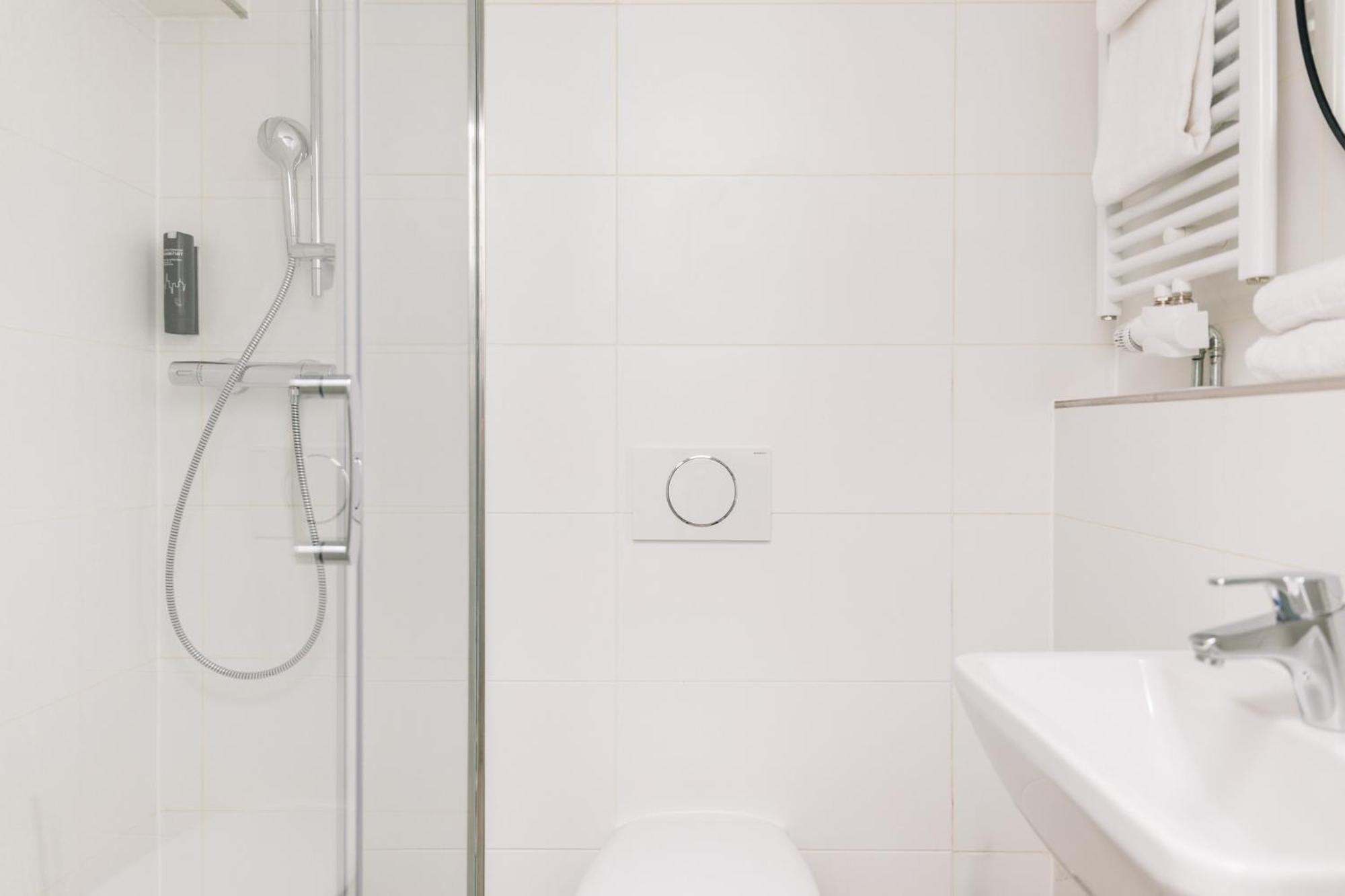 Homaris Apartments Frankfurt Франкфурт на Майн Екстериор снимка