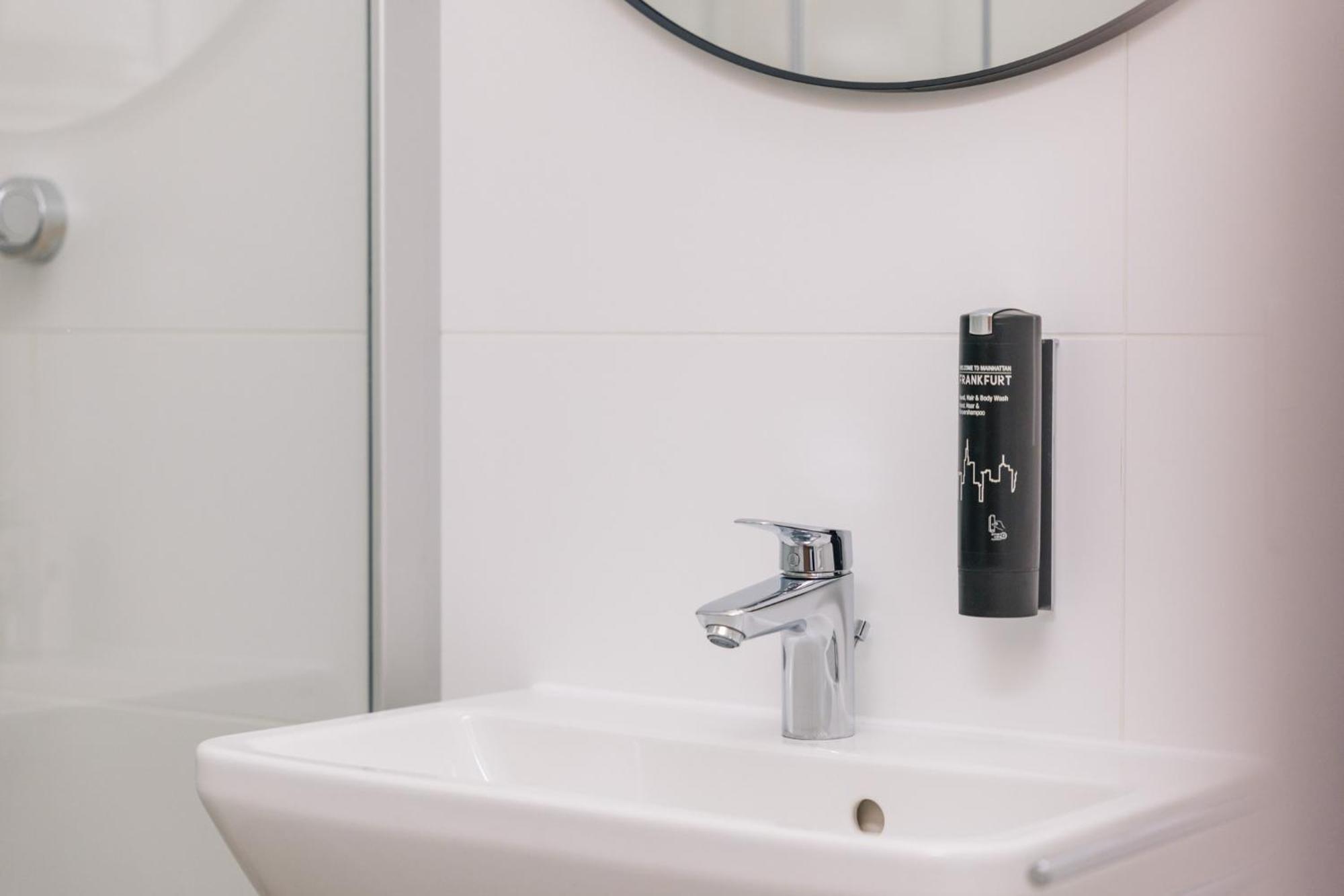 Homaris Apartments Frankfurt Франкфурт на Майн Екстериор снимка